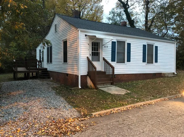 111 E 3rd St, Lexington, NC 27292