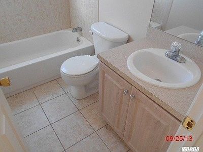 5th image of 740 E Broadway APT 5R