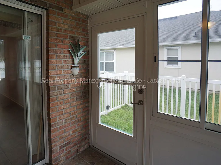 1721 Keswick Rd — Photo 26