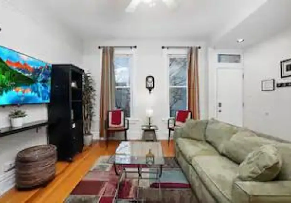 1414 W Fletcher St #1R