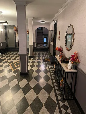 Rented by Metropolis International Realty Inc. | media 1