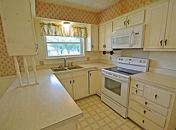 4th image of 405 Stony Creek Dr