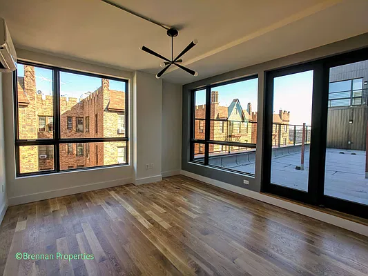 Rented by Manhattan Management LLC | media 65