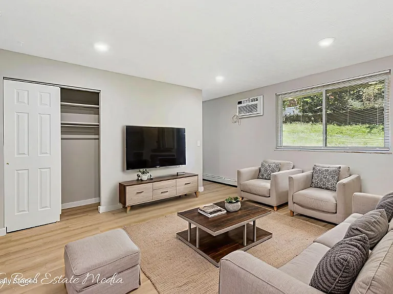 2455 Montana Ave #2 — Photo 10