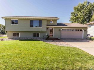 6101 W Bakker Park Dr, Sioux Falls, SD 57106