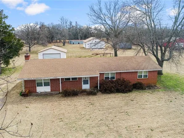 32807 45th St, Shawnee, OK 74804