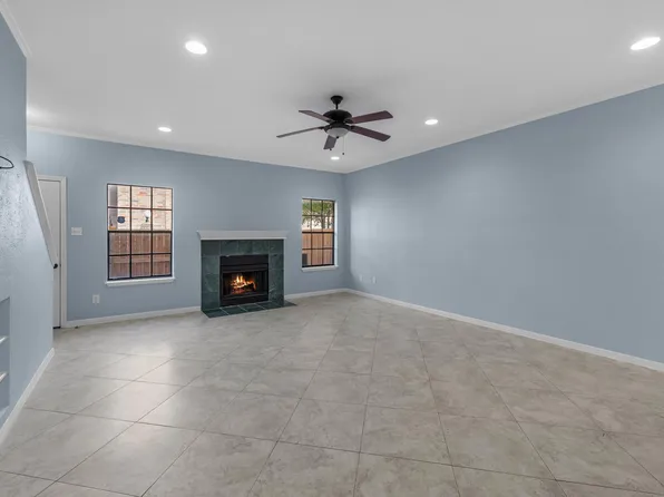 9800 Pagewood Ln APT 3103, Houston, TX 77042