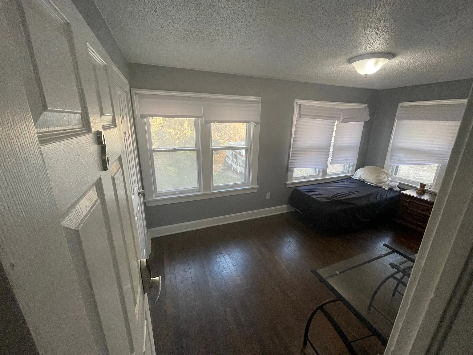 4 bed, 1584 sqft, $700 — Photo 2
