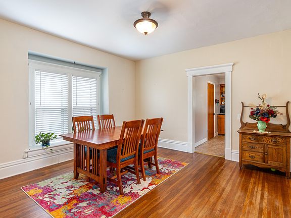 5th image of 121 Clinton St