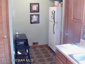 3rd image of 221 Northview St