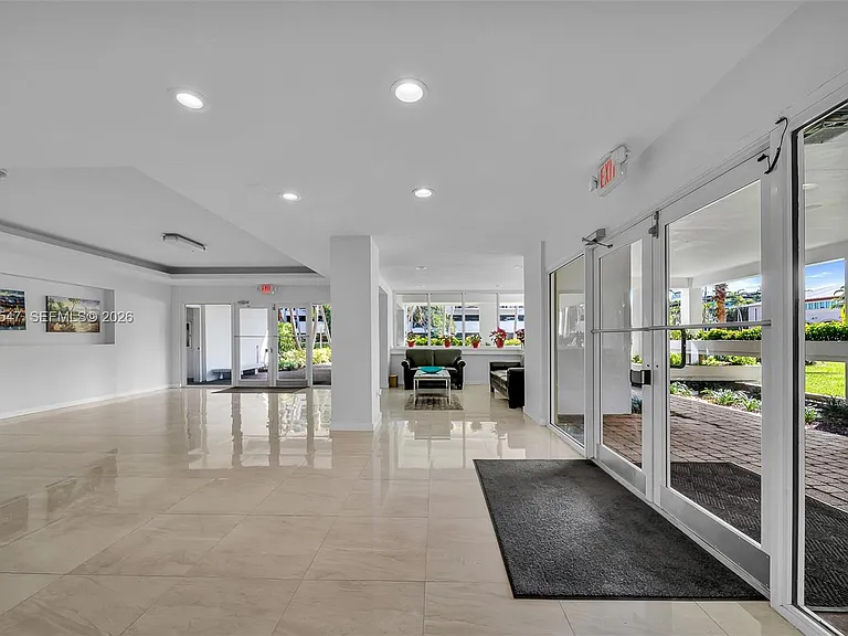 555 Crandon Blvd #53 — Photo 17