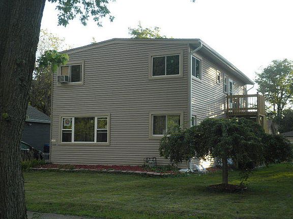 3rd image of 1658 N 39th Ave