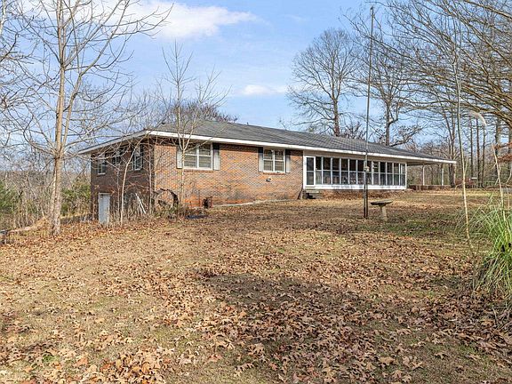 3rd image of 2490 Cotton Gin Rd