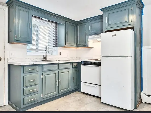 (undisclosed Address), Providence, RI 02904