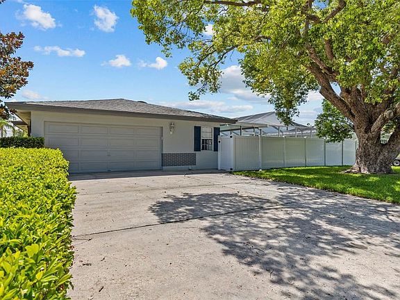 4th image of 2087 DRUID ROAD E