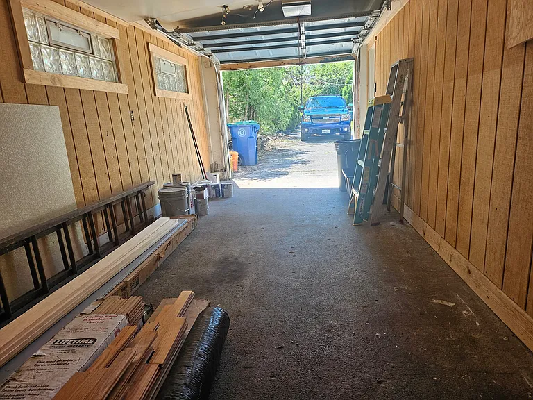 Eggert Rd — Photo 11