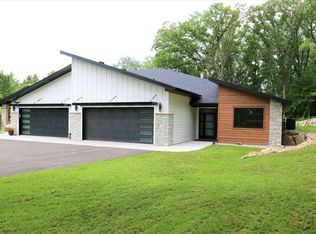 2208 Wilderness Trl, Detroit Lakes, MN 56501