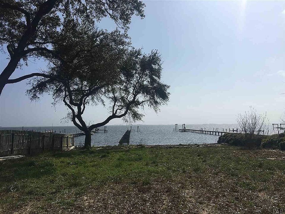 1st image of 5225 Soundside Dr