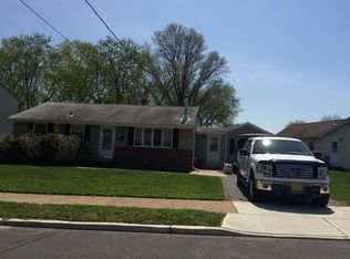 74 Sunset Blvd, Hamilton, NJ 08690