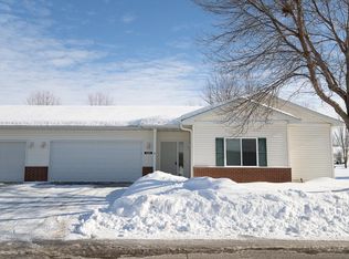 1403 Presidential Dr, Northfield, MN 55057