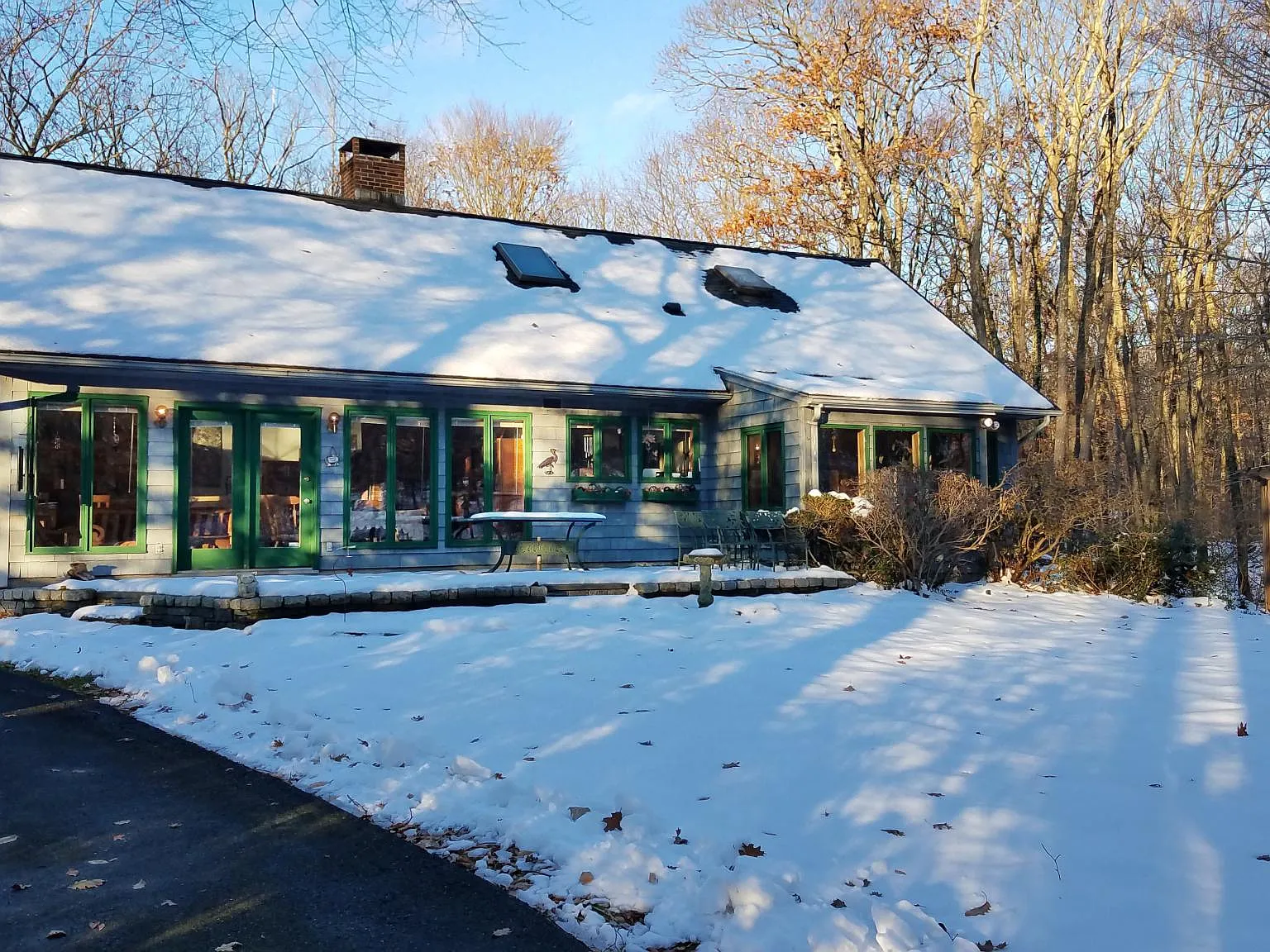 350 Foot Hills Rd — Photo 4