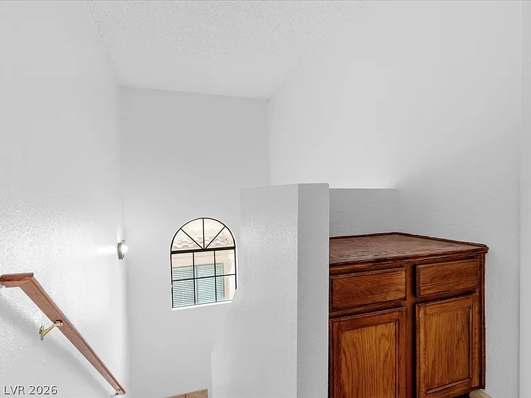 2809 Swallow Point Cir — Photo 10