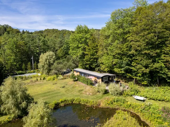 3411 Beaver Meadow Rd, Sharon, VT 05065