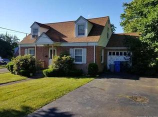 87 Goodrich St, Hamden, CT 06517