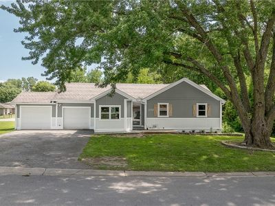 2710 Roma Ln, Country Club, MO, 64505