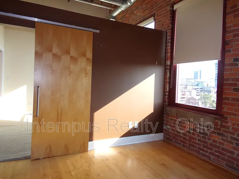 150 E Main St #611 — Photo 10