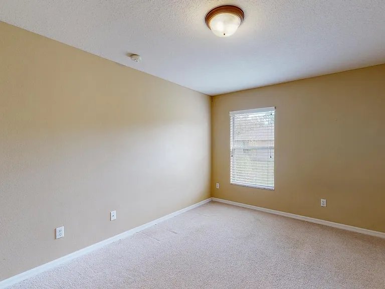 57 Pine Dr — Photo 41