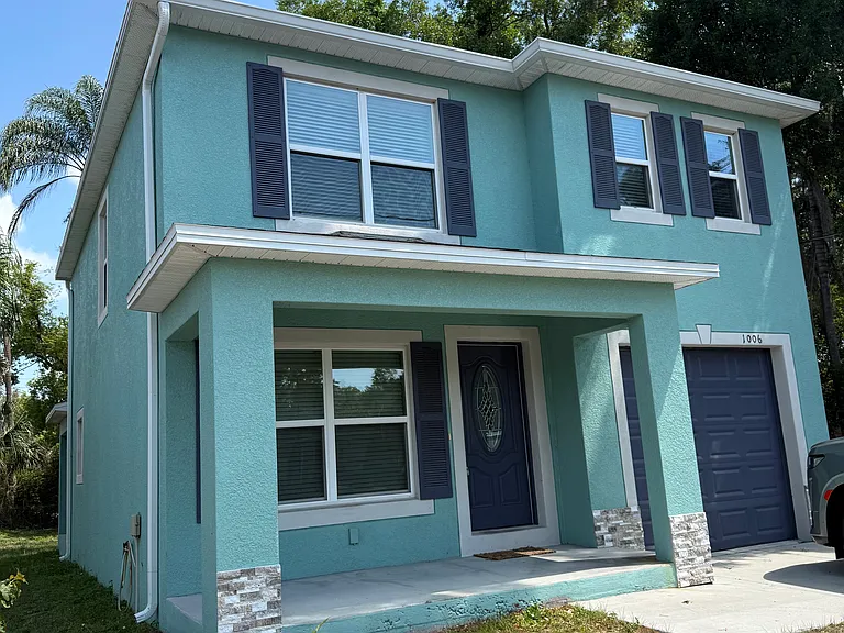 1006 E Renfro St — Photo 1