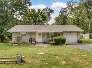 401 S 1st St, Ozark, MO 65721