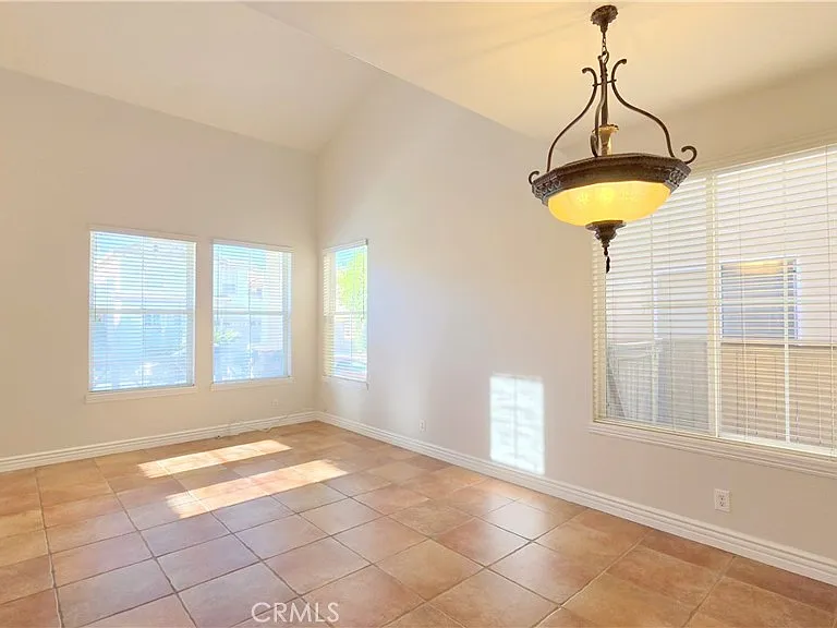 324 Lydia Ln — Photo 24