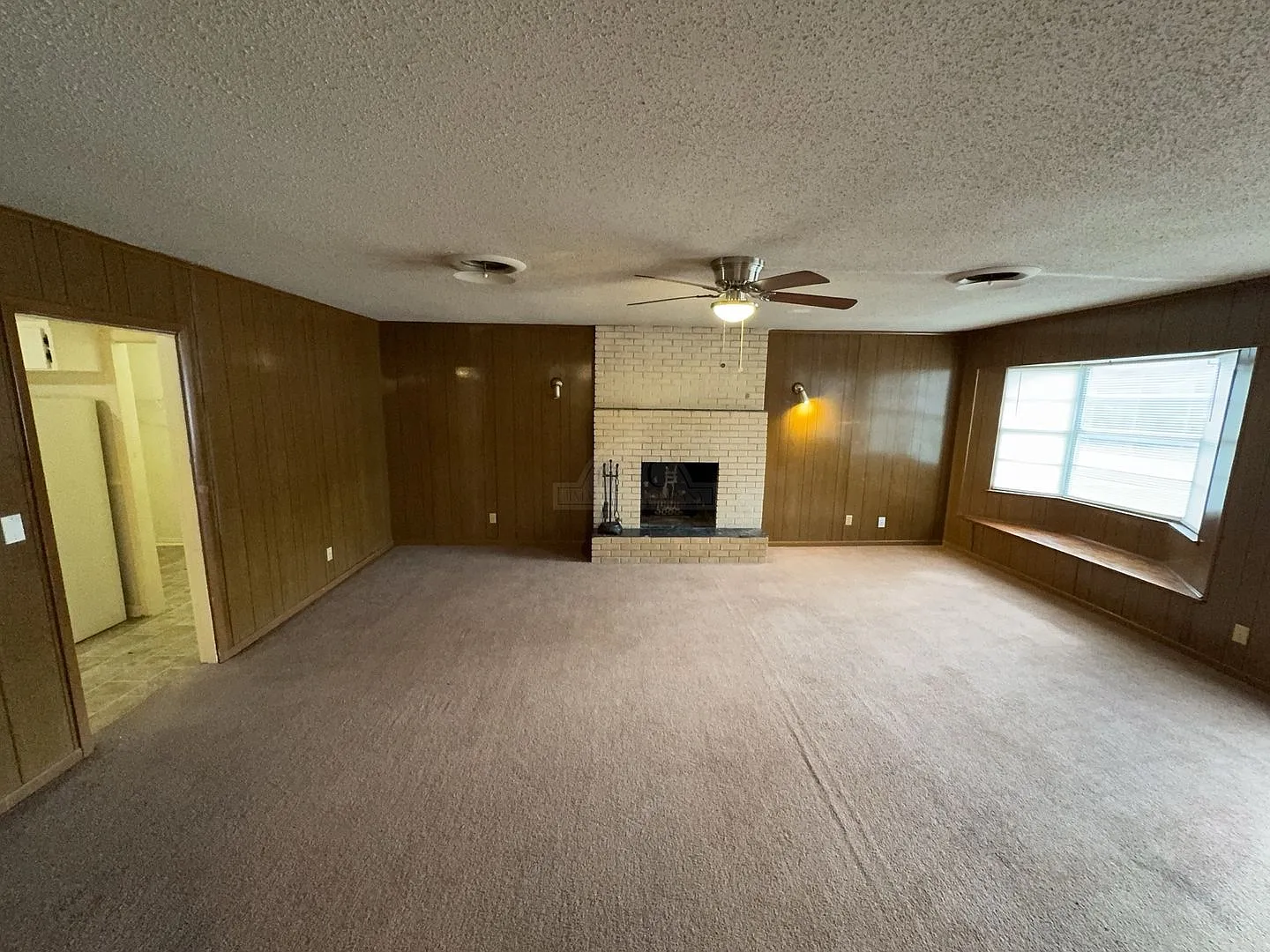 208 Oak, Copperas Cove — Photo 4