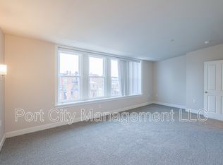 1025 Saint Paul St APT 4, Baltimore, MD 21202