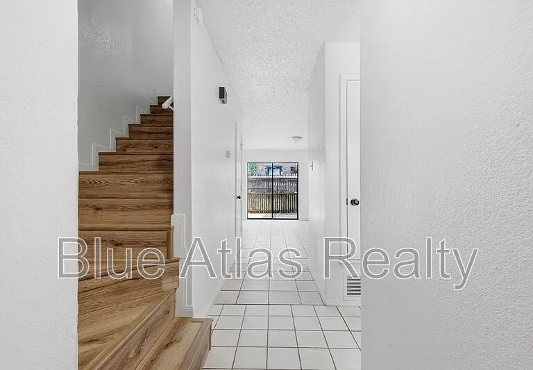 8108 Foxfire Ln #A — Photo 4