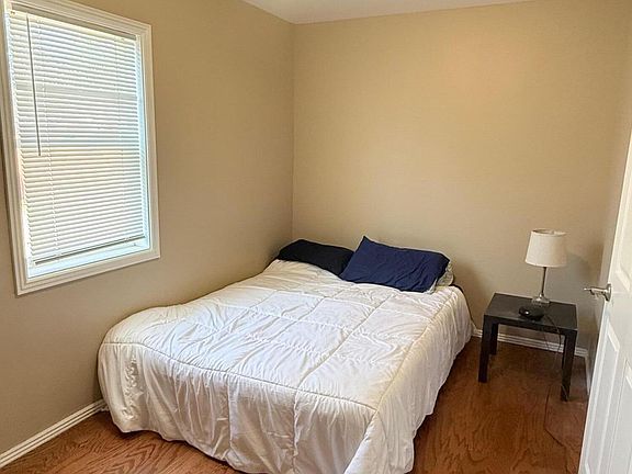 5th image of 408 W Lott St