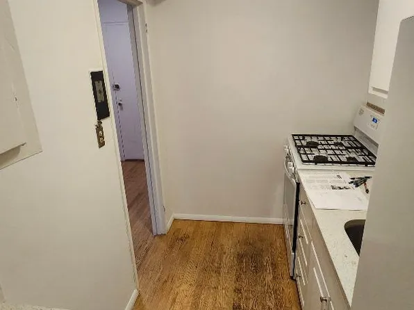 302 East 88th Street image 12 of 15