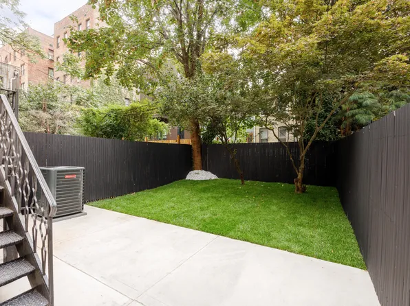 340 Lincoln Road image 22 of 25