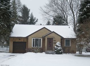 24112 Westwood Rd, Westlake, OH