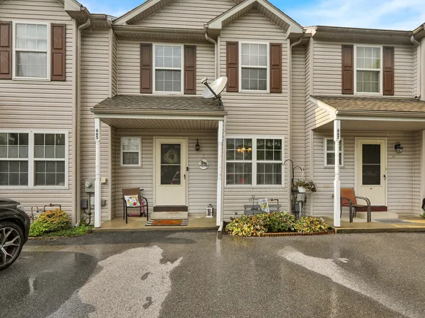 665 Walnut Tree Dr #665, Blandon, PA 19510