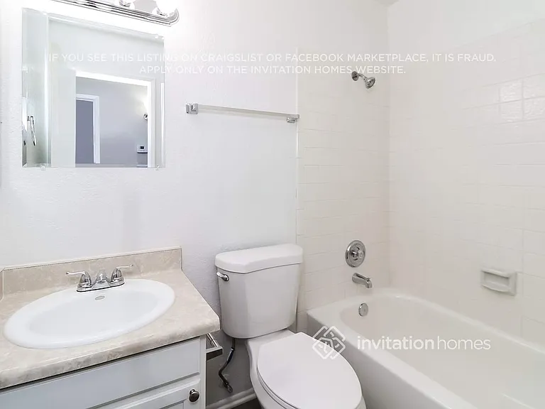 5331 W Voltaire Dr — Photo 13