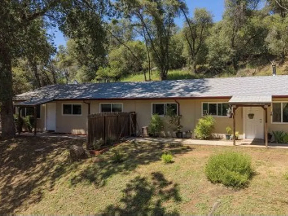 19124 Black Oak Rd