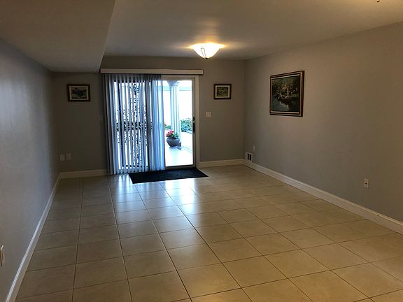 3rd image of 15923 87th St