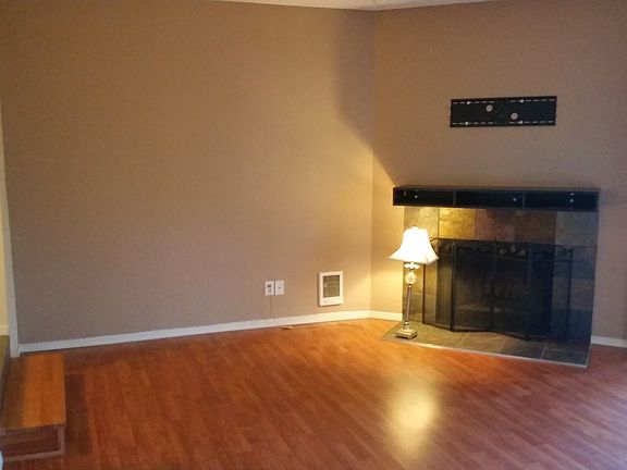 3rd image of 3538 Northwest Ave APT 22