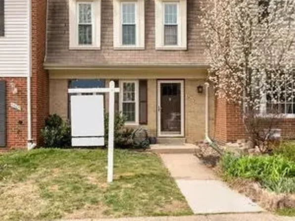 5807 Banning Pl, Burke, VA 22015