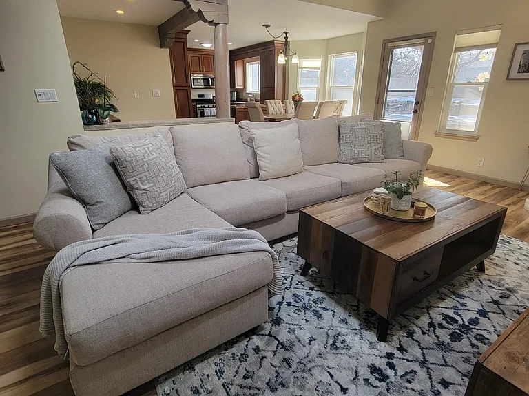 2121 Avenida De Las Alturas — Photo 7