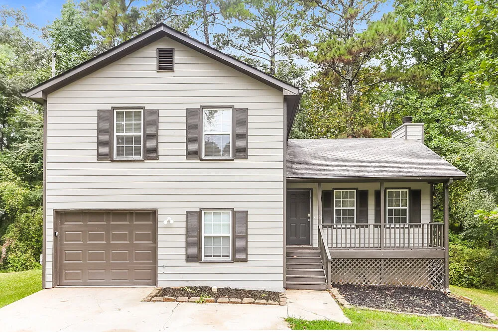 3 bed, 2.0 bath, 1578 sqft, $2,080 — Photo 1