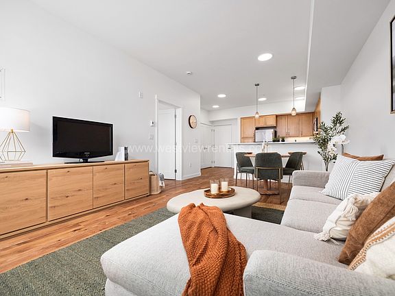 3rd image of 2230 Cornerstone Ln #10442103